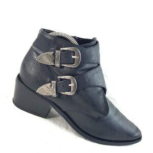 Urban Outfitters Women's Y2K Double Buckle Ankle  Boots Faux Leather  Size 8